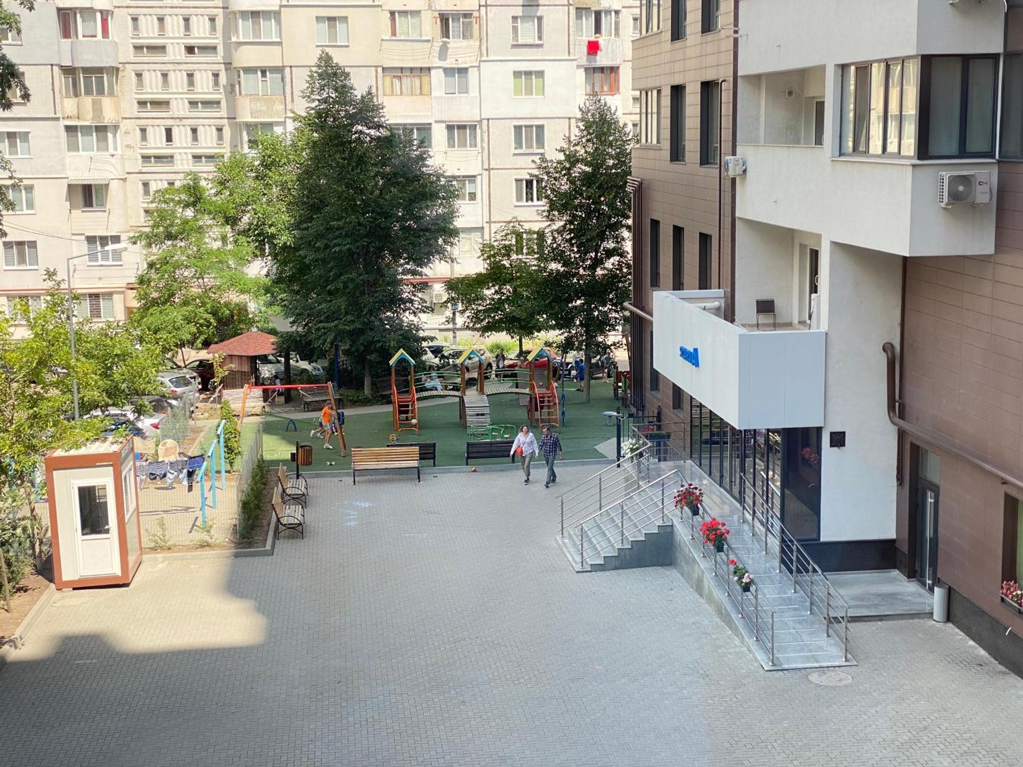 Rentnow Modern Business Apartment With 3 Bedrooms In Centre Κισινάου Εξωτερικό φωτογραφία