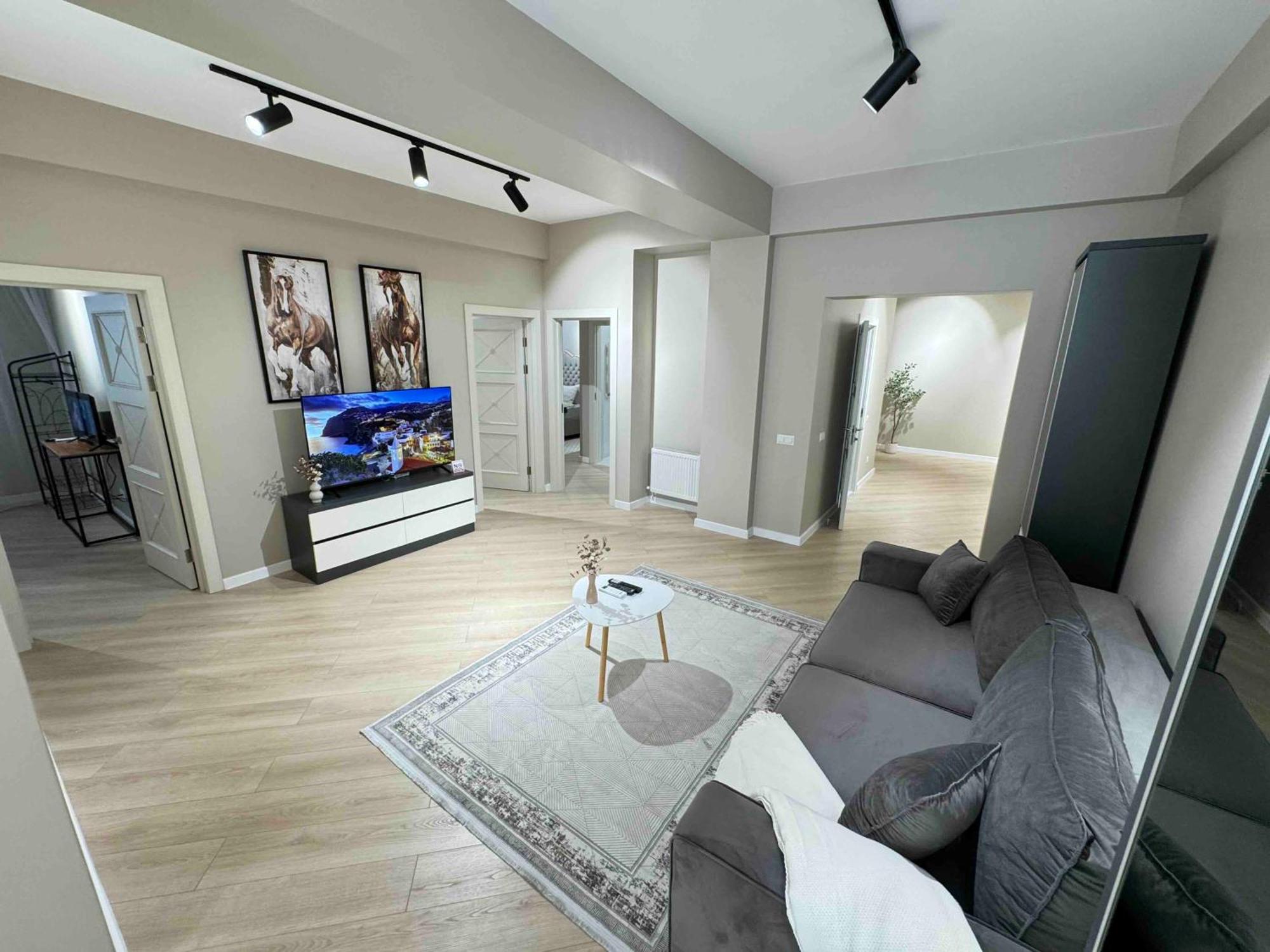 Rentnow Modern Business Apartment With 3 Bedrooms In Centre Κισινάου Εξωτερικό φωτογραφία