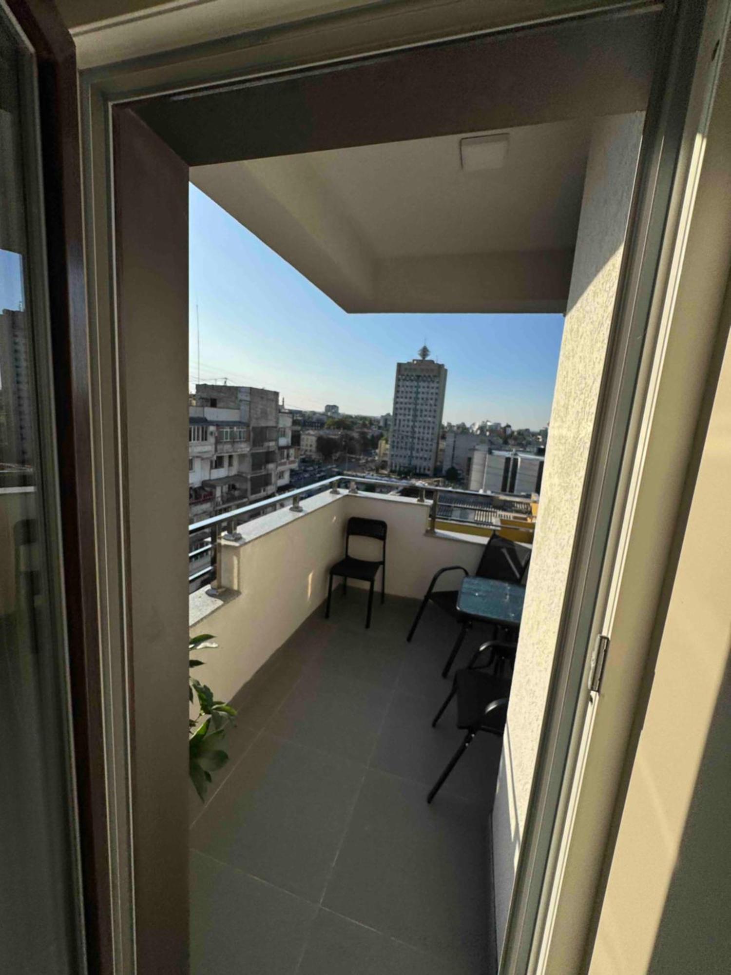 Rentnow Modern Business Apartment With 3 Bedrooms In Centre Κισινάου Εξωτερικό φωτογραφία