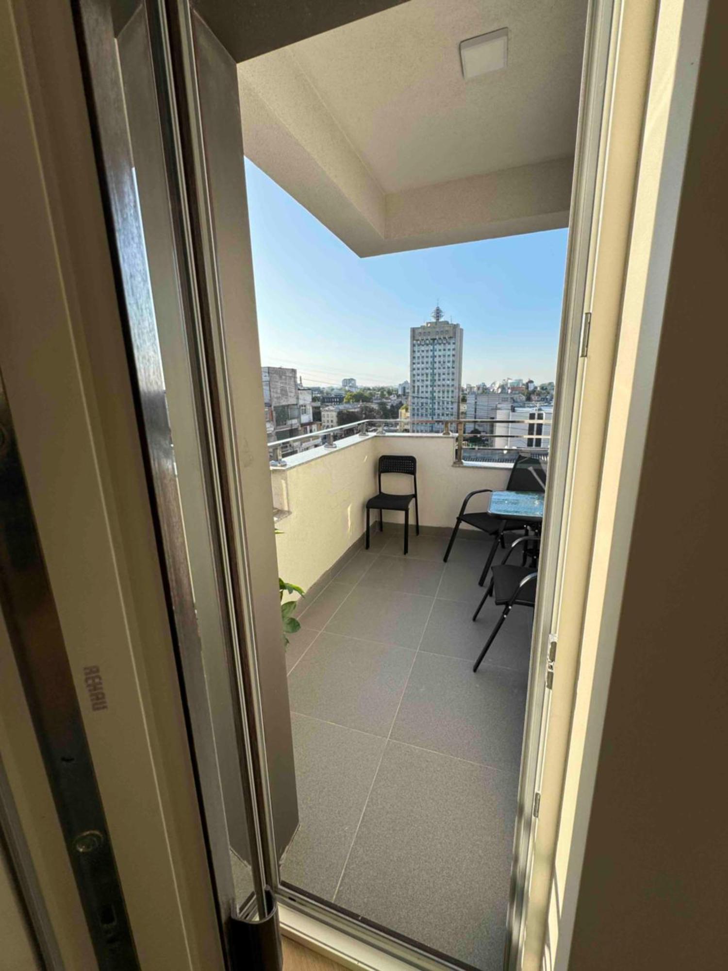 Rentnow Modern Business Apartment With 3 Bedrooms In Centre Κισινάου Εξωτερικό φωτογραφία